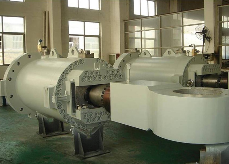 向家壩電站水輪機接力器，單機容量80萬千瓦